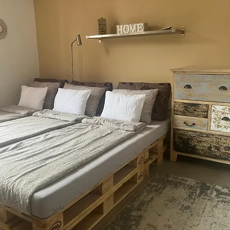 Karneol Apartment Balatonfenyves